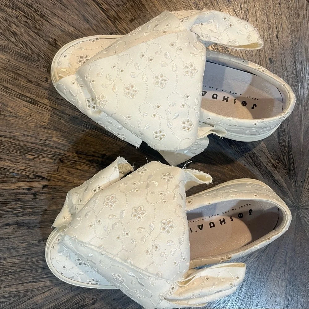 Joshua Sanders White Eyelet Bow Slip-On Sneakers‎ – Size 36 (US 6)